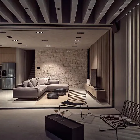 Alpha - A Leading Luxury Villa! Акротири