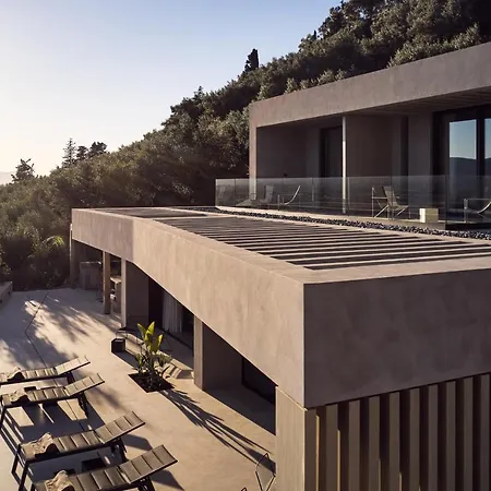 Alpha - A Leading Luxury Villa! Villa